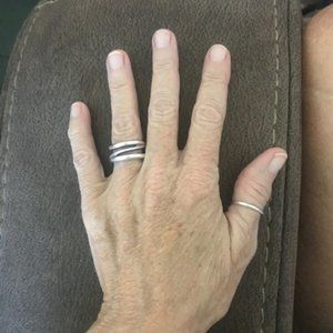 Tiffanys zig zag ring